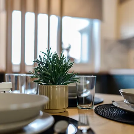 The Minimalist By Blvd 56B1 - City Studio With Parking Bucharest